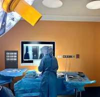 Dott. Leonardo Latella | Specialista Protesi Anca e Ginocchio | Acerra