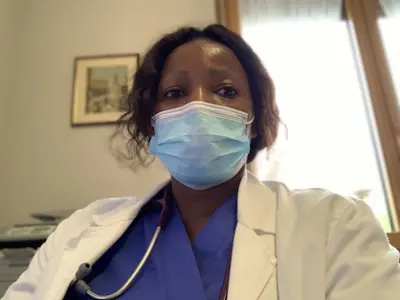 Dr. Josiane Laurel Ngaha Ngaha, Medico di medicina generale